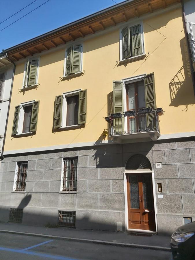 Appartamento Pallavicino Nel Centro Storico Di Cremona Luaran gambar